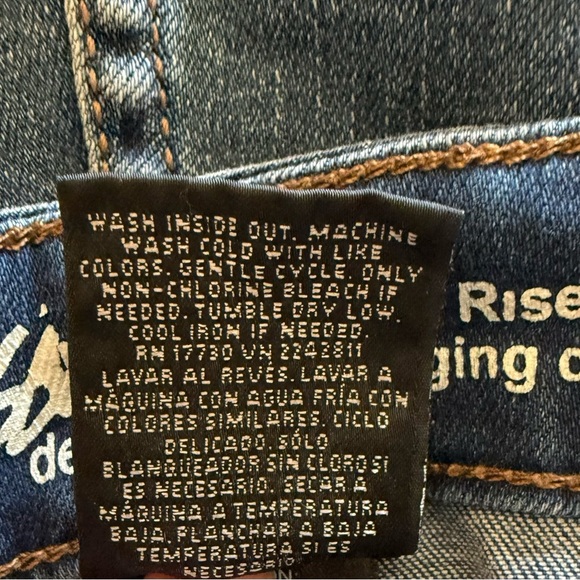 NWT Mossimo Super Stretch High Rise Jegging with Floral Embroidery Size 14/32 - Picture 6 of 14